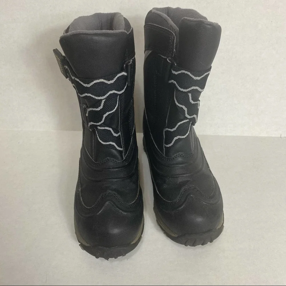 LL‎ Bean Kids Size 1 Snow Tread Winter Boots Black Crisscross Hook & Loop Straps